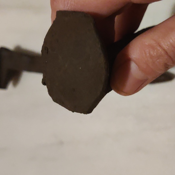 1928 Iron rail road spikes - Picture 3 of 4
